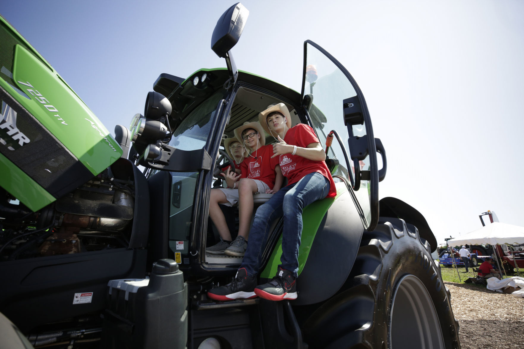 Day2_FarmProgress-20-82919.JPG
